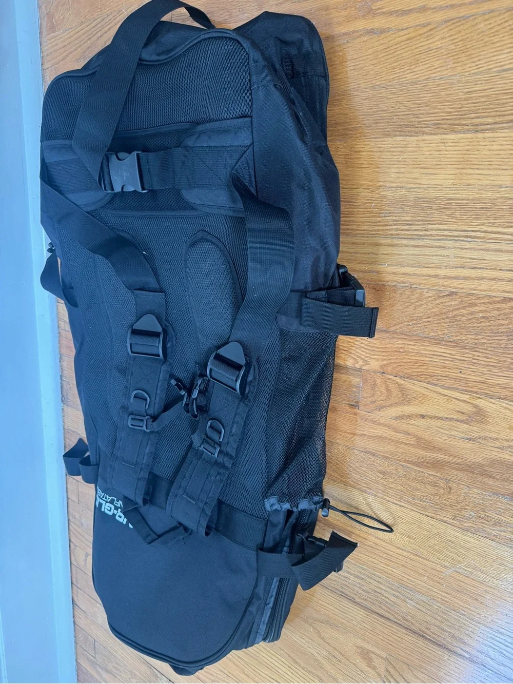 SIC Air-Glide Black Travel Backpack - Sandwich Islands Composites